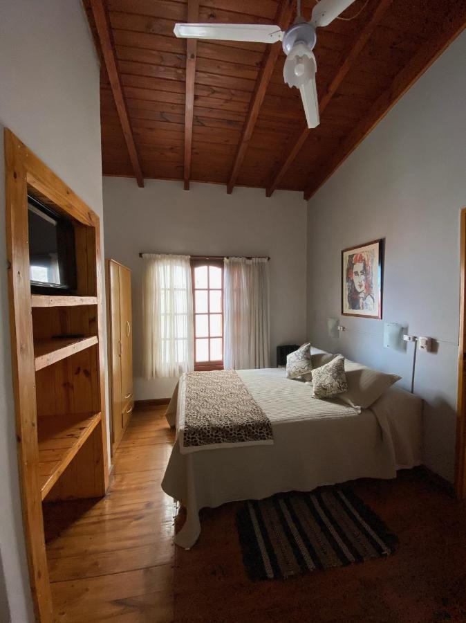 Hosteria Isabel Departamentos Y Habitaciones Con Bano Privado Las Grutas Oda fotoğraf
