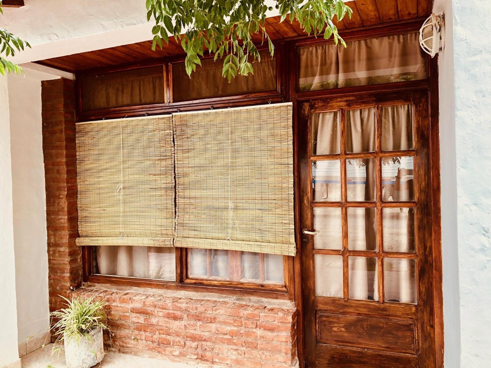 Hosteria Isabel Departamentos Y Habitaciones Con Bano Privado Las Grutas Dış mekan fotoğraf