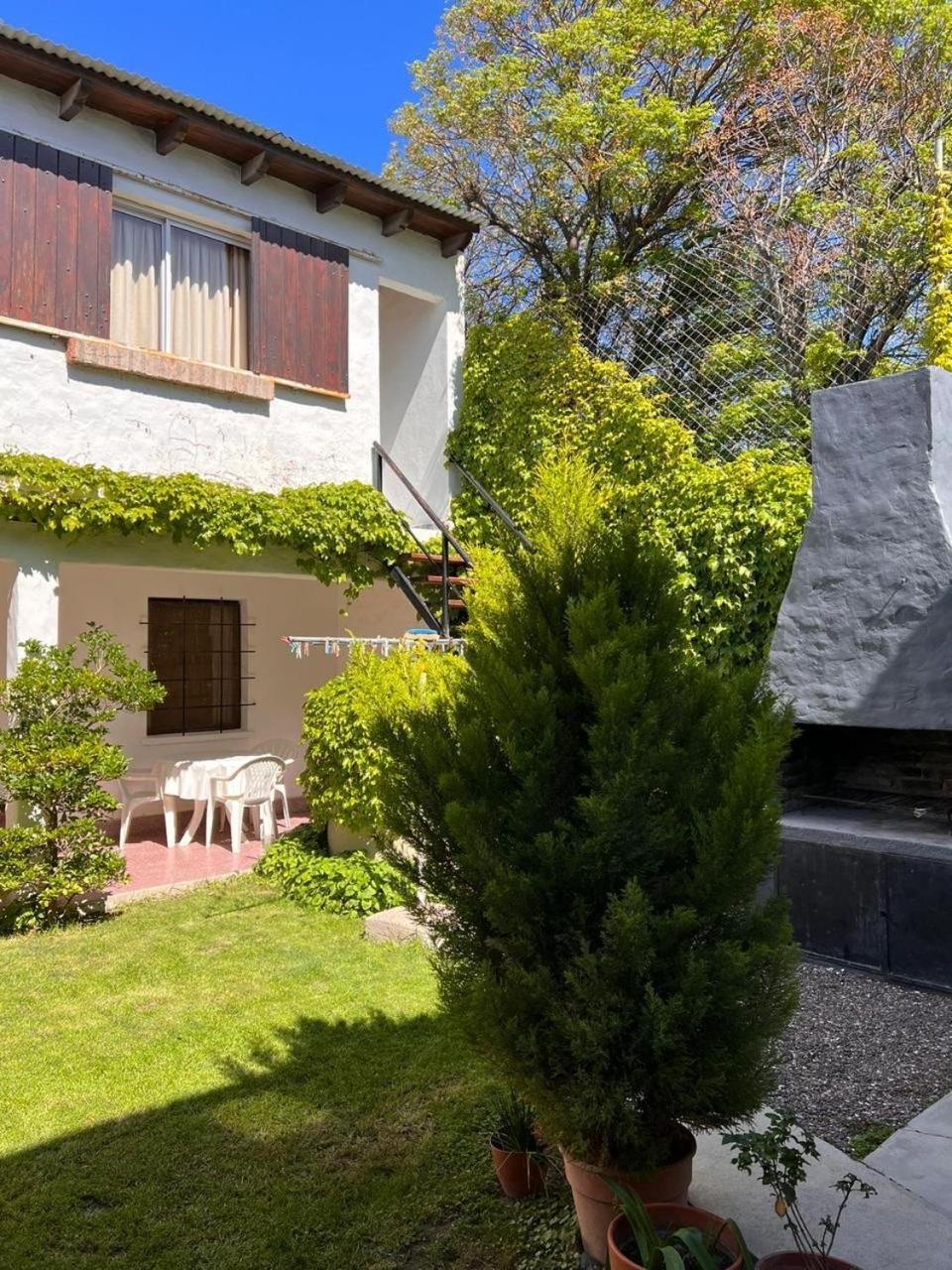 Hosteria Isabel Departamentos Y Habitaciones Con Bano Privado Las Grutas Oda fotoğraf