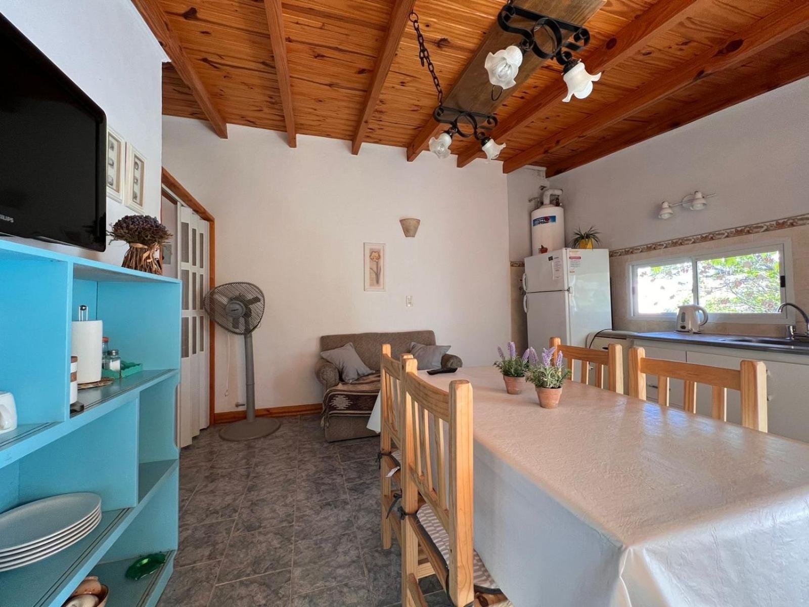 Hosteria Isabel Departamentos Y Habitaciones Con Bano Privado Las Grutas Oda fotoğraf
