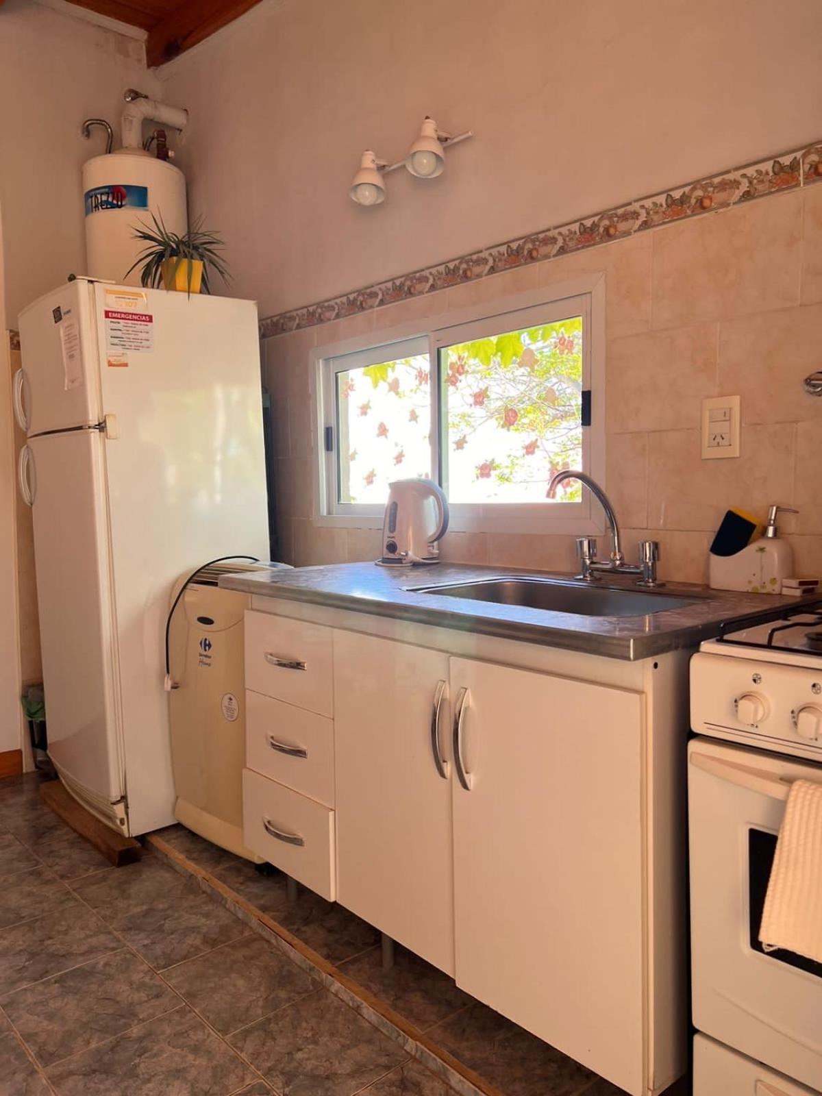Hosteria Isabel Departamentos Y Habitaciones Con Bano Privado Las Grutas Oda fotoğraf