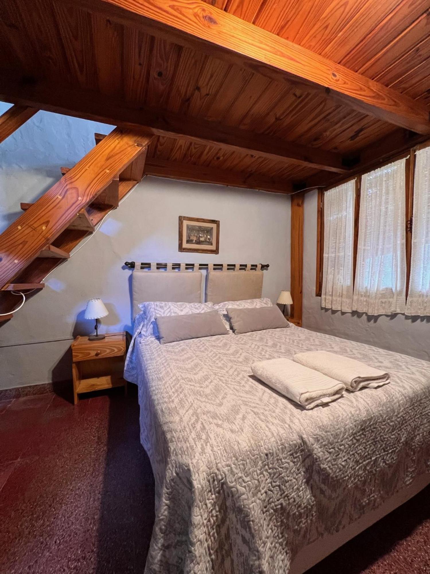 Hosteria Isabel Departamentos Y Habitaciones Con Bano Privado Las Grutas Oda fotoğraf