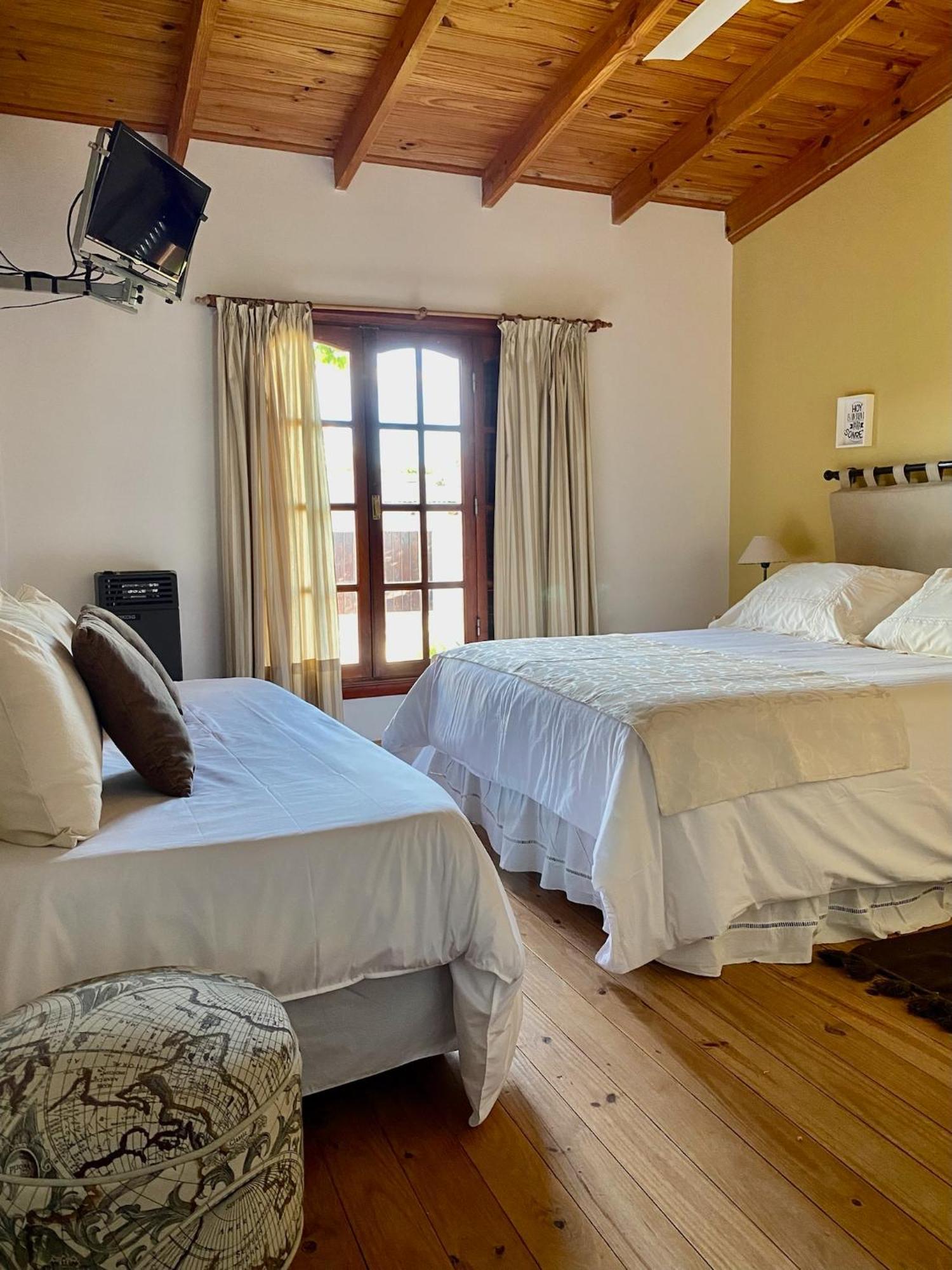 Hosteria Isabel Departamentos Y Habitaciones Con Bano Privado Las Grutas Oda fotoğraf