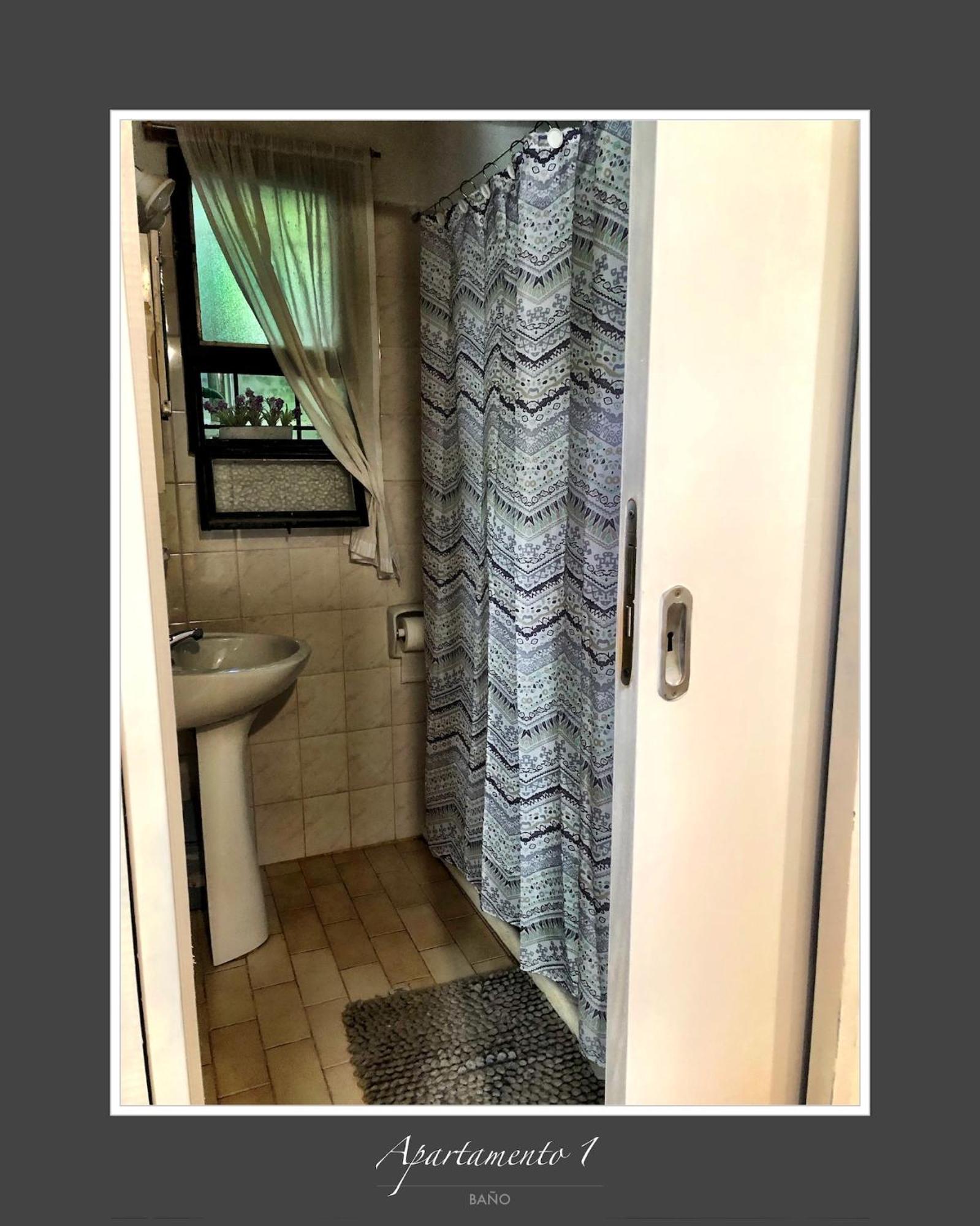 Hosteria Isabel Departamentos Y Habitaciones Con Bano Privado Las Grutas Oda fotoğraf
